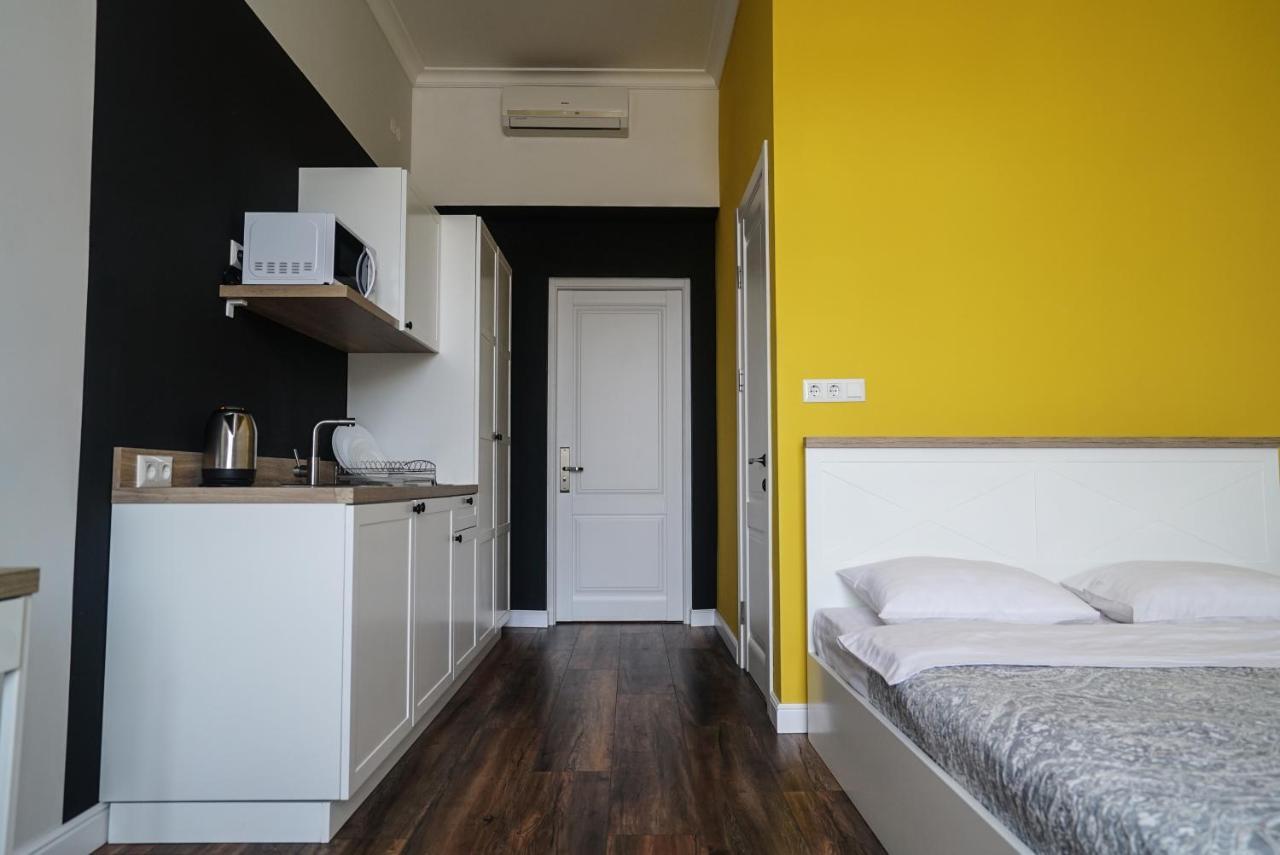 Hotel N°10 Lviv Exterior photo